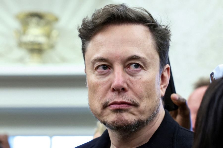Após queda do X no mundo inteiro, Musk diz que voltará a trabalhar “24/7” em suas empresas