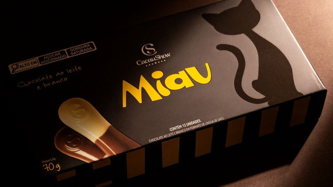Embalagem do chocolate da linha "Miau", da Cacau Show, que tem formato de lingua de gato