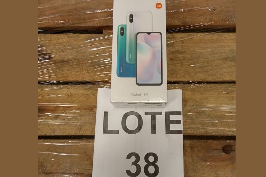 Leilão da Receita em SP tem smartphone por R$ 150 e Honda FIT por R$ 10 mil; veja lotes