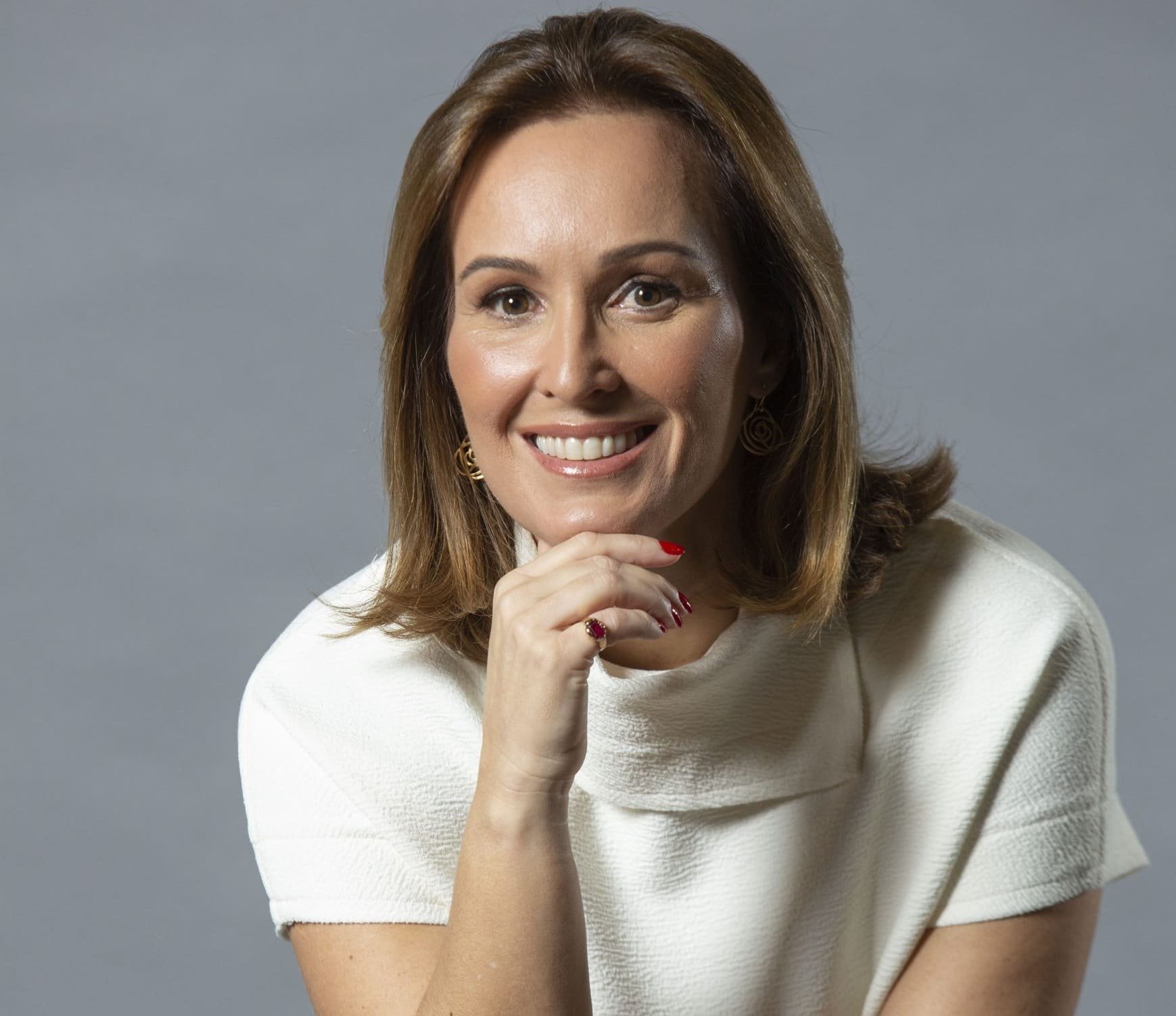 Microsoft economizou US$ 600 milhões usando IA para atender clientes, diz CEO