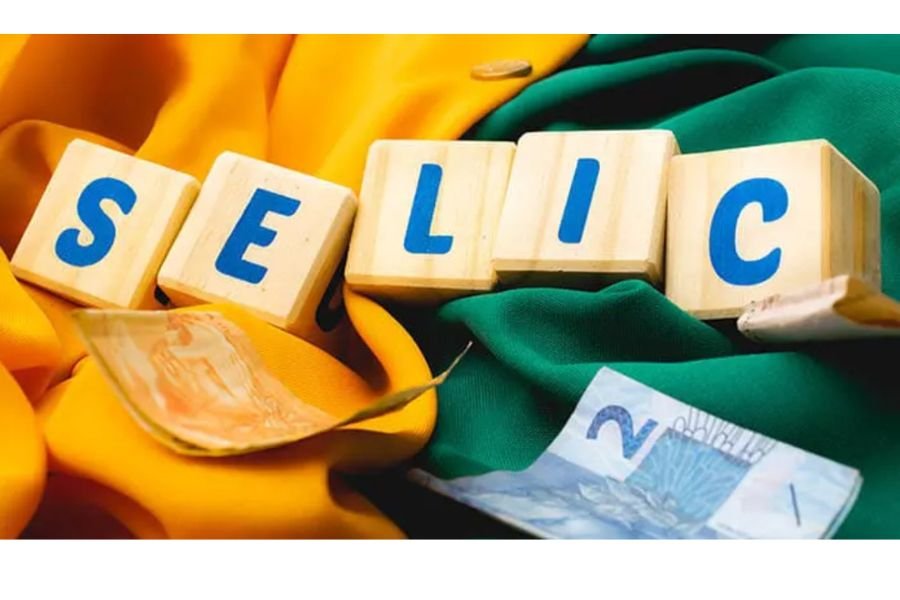 Fim do ciclo de alta da Selic? Saiba o que fazer com seus investimentos