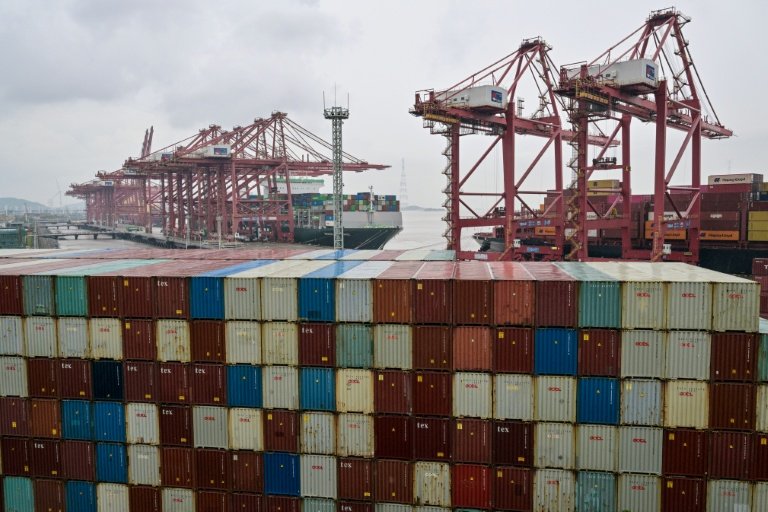 Exportações da China aumentam em junho, em particular as destinadas aos Estados Unidos