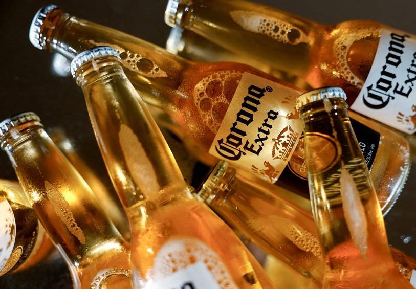 Fabricante da cerveja Corona registra lucro abaixo das expectativas no 1º tri nos EUA
