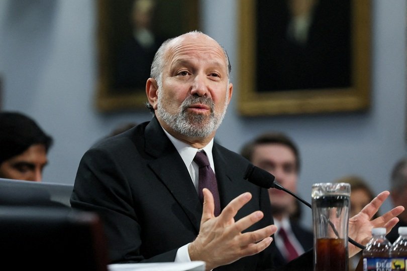 O Secretário de Comércio dos EUA, Howard Lutnick, depõe durante uma audiência do Comitê de Apropriações da Câmara sobre a solicitação de orçamento do presidente dos EUA, Donald Trump, para o Departamento de Comércio, no Capitólio em Washington, D.C., EUA. 05/06/2025