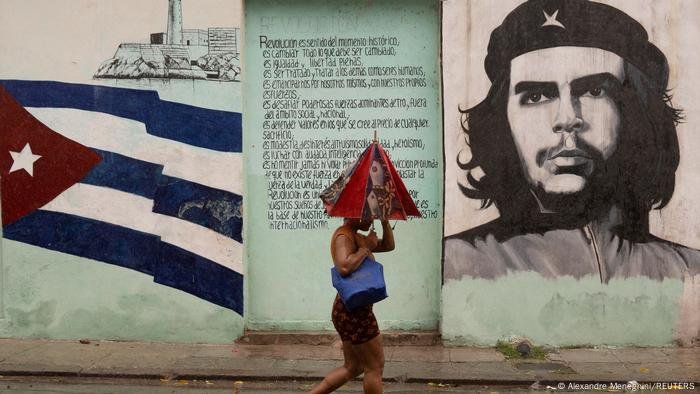 Ministra cubana renuncia após dizer que ‘não há mendigos’ no país
