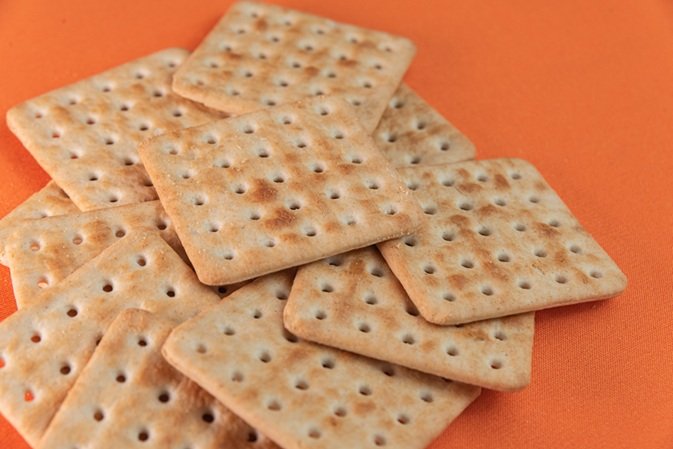 Recheados, cream cracker maizena e mais: veja ranking dos biscoitos mais vendidos no Brasil