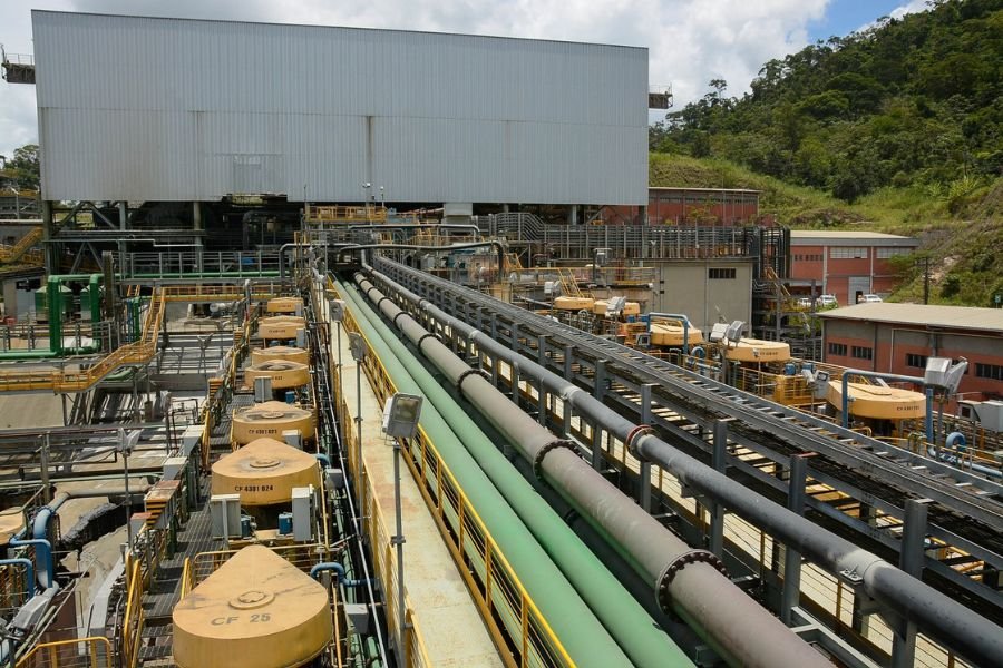 Terras raras e metais verdes dão vantagem ao Brasil na geopolítica da transição energética
