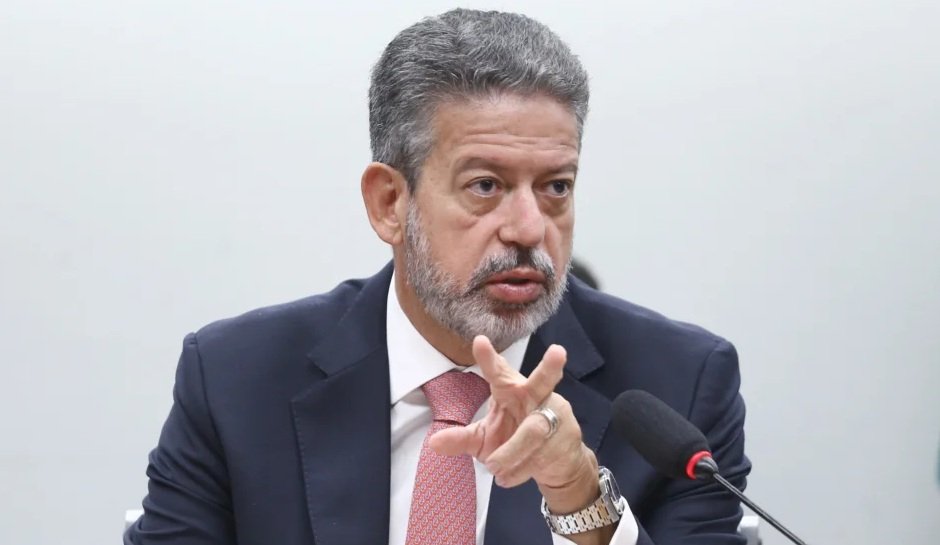 PlatôBR: Planalto rejeita ideia de Arthur Lira de compensar IOF em proposta de reforma do IR