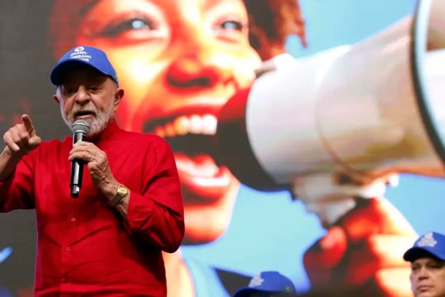 Lula diz que vai cobrar impostos sobre empresas digitais americanas e critica Trump
