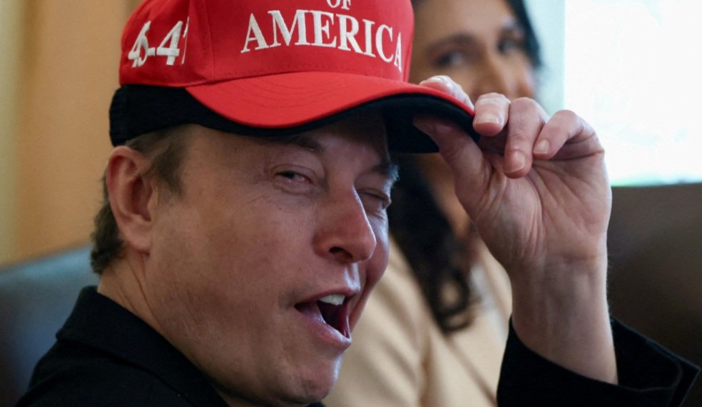 Acionistas da Tesla aprovam pacote de pagamento de US$ 878 bi para Elon Musk