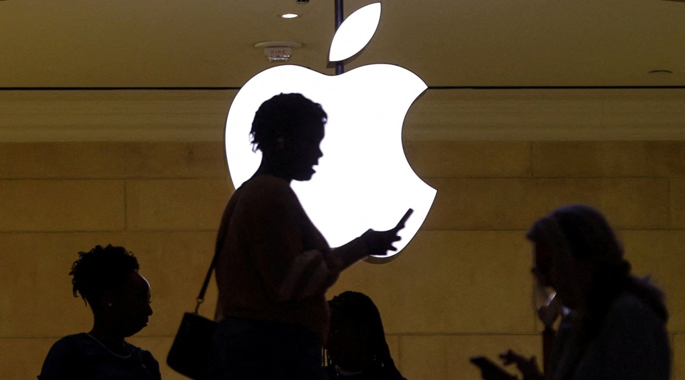 Apple diz que quer recuperar atraso em IA e promete ‘abrir a carteira’