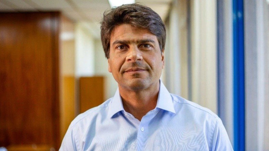 Reforma administrativa: relator vai propor fim de férias de 60 dias e de penduricalhos