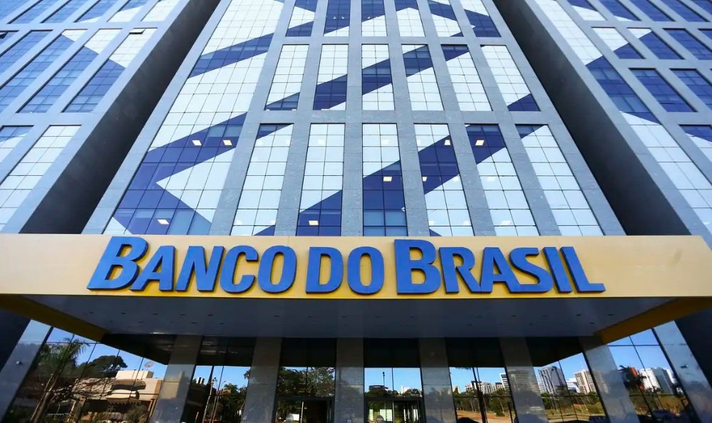 Banco do Brasil divulga lucro de R$ 3,7 bilhões no 2º tri, tombo de 60%