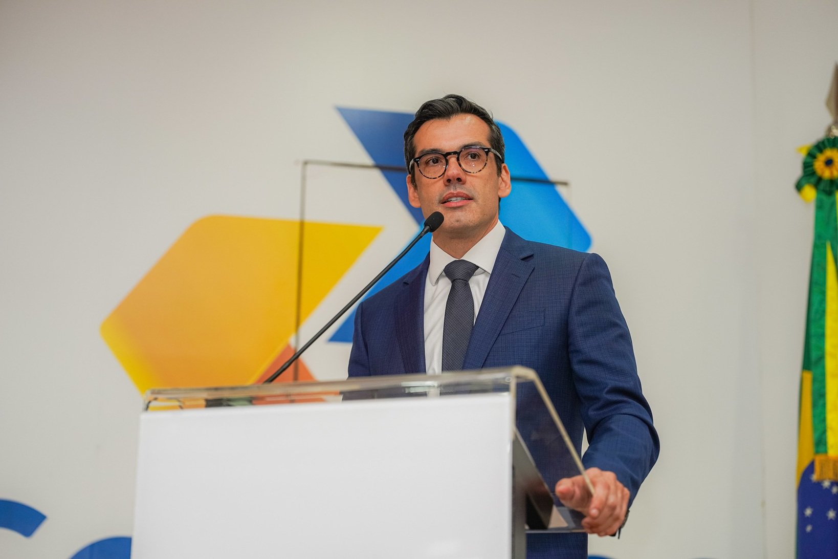 Novo presidente dos Correios toma posse com desafio de reverter prejuízo bilionário