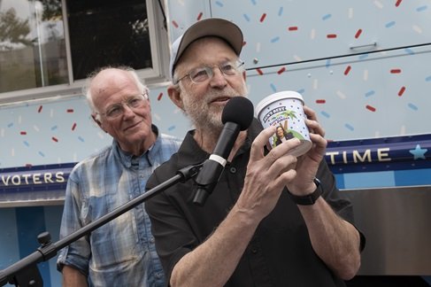Relação entre Ben & Jerry’s e Unilever derrete e cofundador se demite