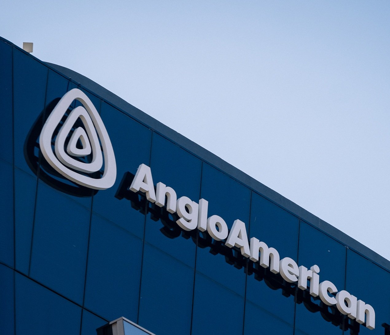 Anglo American e Codelco firmam acordo de US$ 5 bi para minas de cobre no Chile