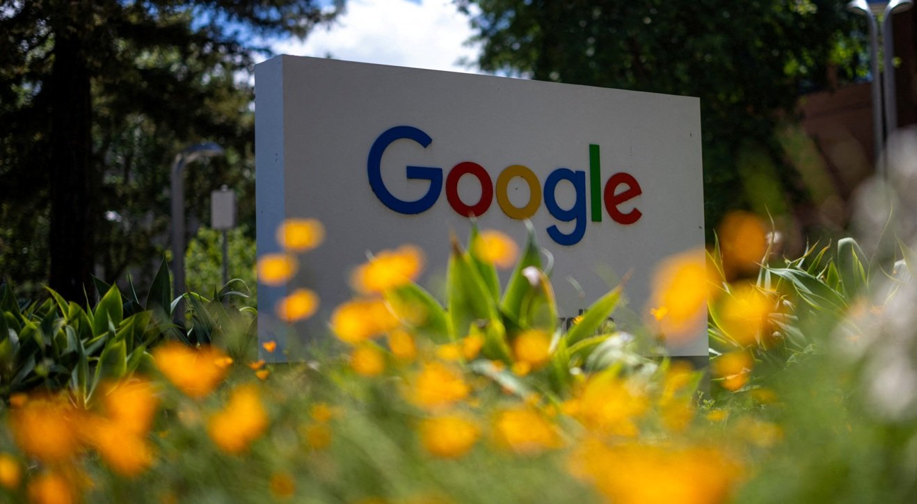 Ações da Alphabet saltam com decisão de tribunal dos EUA sobre Chrome e Android