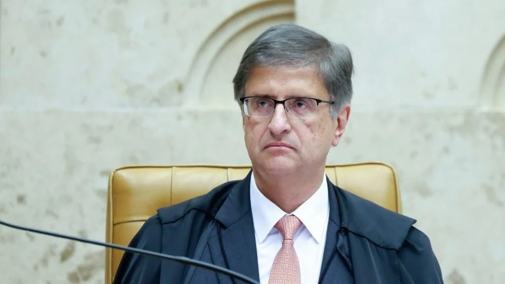 Gonet se posiciona a favor da Globo sobre romper contrato com TV de Collor