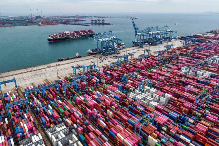 Crescimento trimestral da China desacelera por queda no consumo interno e tensões comerciais