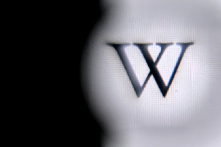 Musk lança a sua Grokipedia após acusar Wikipédia de viés ideológico de esquerda