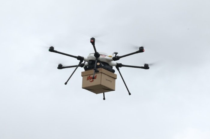 Primeira rota de delivery com drone do país vai operar 7 dias por semana no Sergipe; entenda