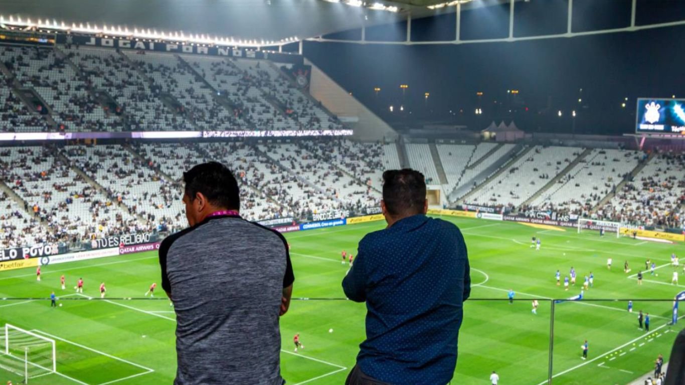 Quanto custa ter um camarote para chamar de seu ou da sua empresa nos estádios de SP