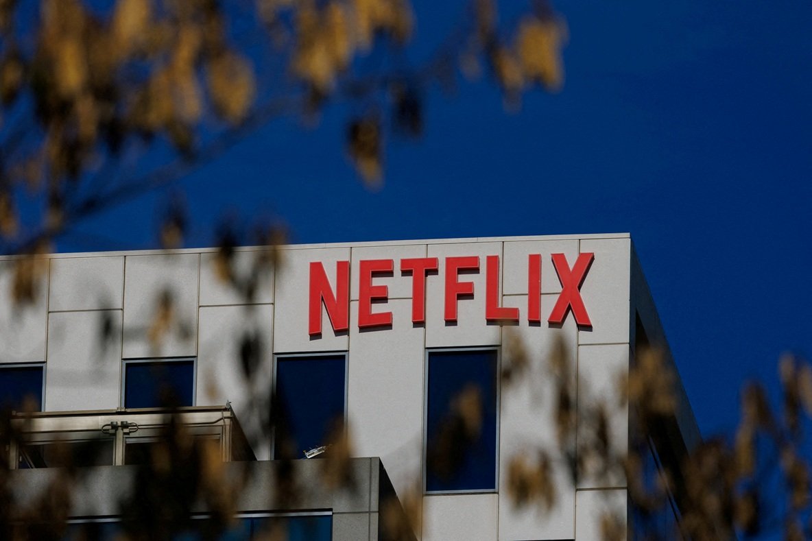 Trump investiu US$ 1,1 milhão na Netflix enquanto atacava a empresa publicamente