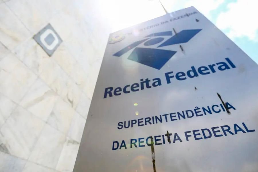 Governo nega criação de imposto sobre movimentação financeira acima de R$ 5 mil
