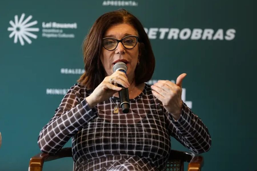 Lula me chamou para ajudar a empurrar o PIB do Brasil, diz presidente da Petrobras