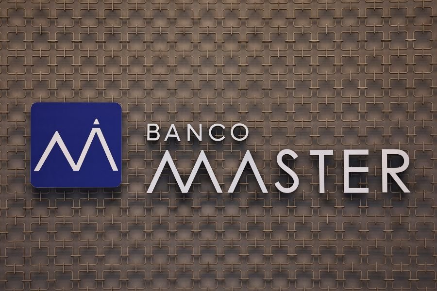 Ministro do TCU dá 72 horas para Banco Central explicar liquidação do Banco Master