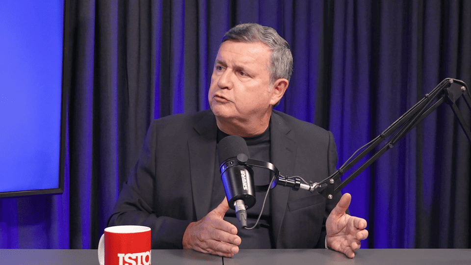 Economia de ‘altos e baixos’ faz com que empresas aluguem mais notebooks e equipamentos, diz CEO da Simpress