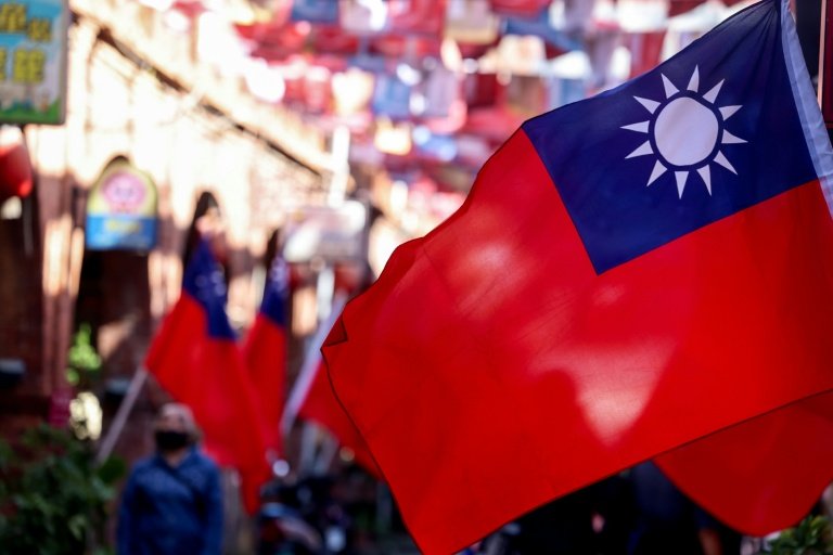 EUA e Taiwan chegam a acordo sobre tarifas e investimentos em chips e tecnologia