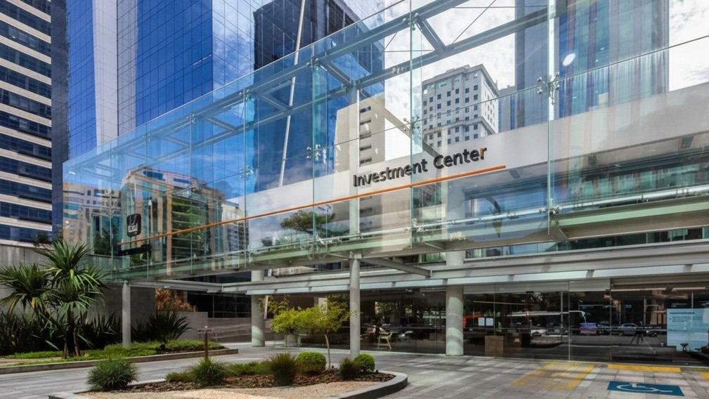 Adeus às portas giratórias: como são as agências bancárias ‘lifestyle’ na Faria Lima