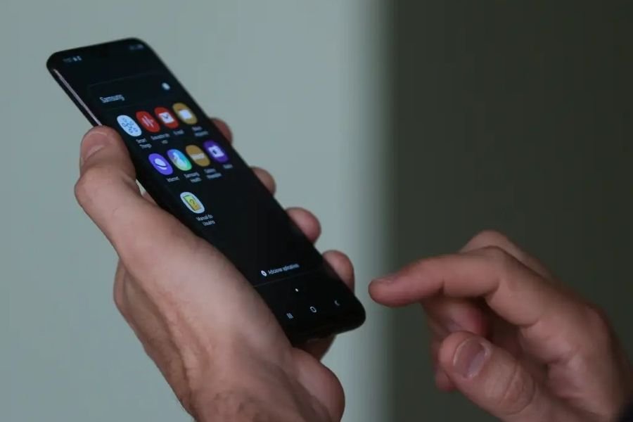 App para pessoas solitárias ‘darem sinal de vida’ viraliza na China e passa a cobrar R$ 6 de assinatura