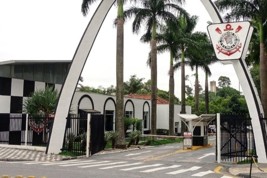 Corinthians faz acordo para pagar dívida bilionária de quase 20 anos