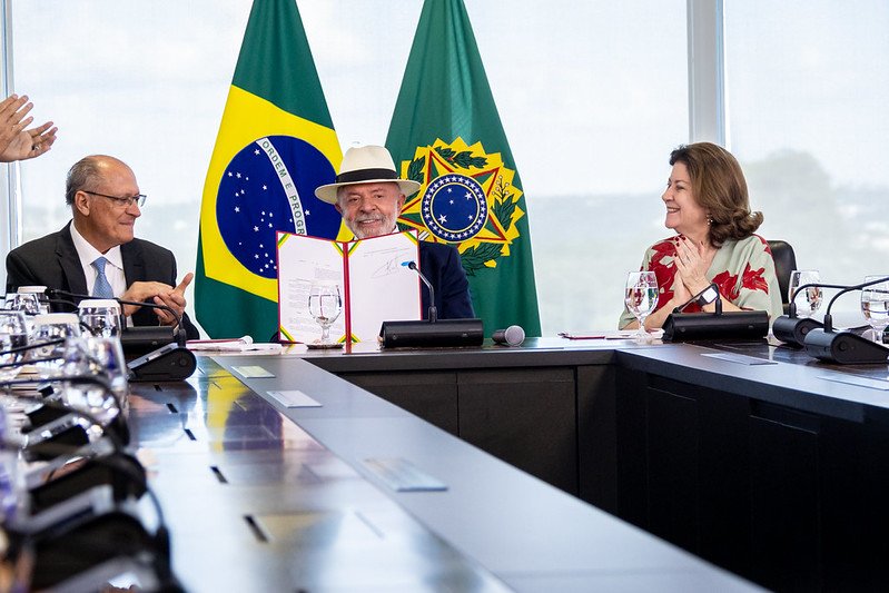 Assinatura do Decreto de Promulgação do Acordo de Comércio entre a União Europeia e o Mercosul