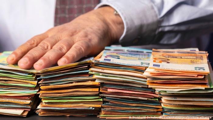 Por que é tão difícil taxar super-ricos e grandes fortunas?
