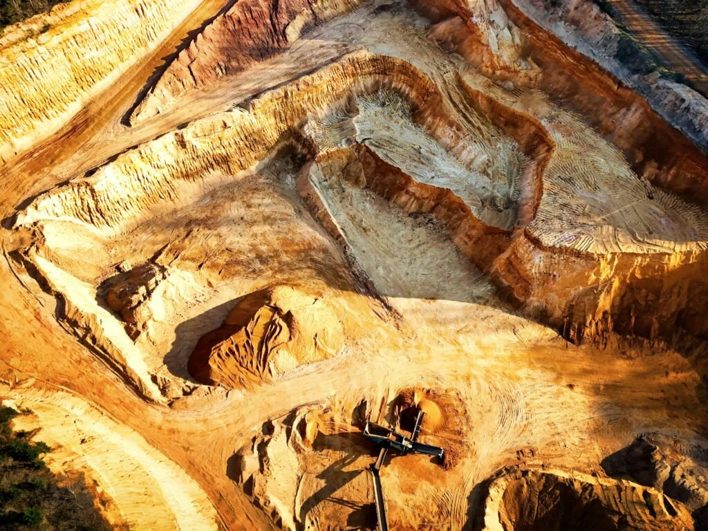Brasil na Mira: EUA e Mundo Disputam Terras Raras, Entenda a Corrida!