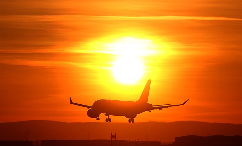 Aéreas reduzem a previsão de tráfego global