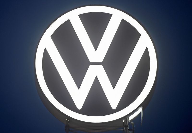 Logo da Volkswagen na sede da empresa, em Wolfsburg, Alemanha