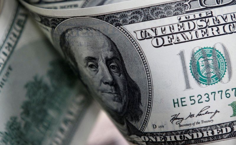 A moeda norte-americana à vista encerrou a sessão em alta de 1,48%