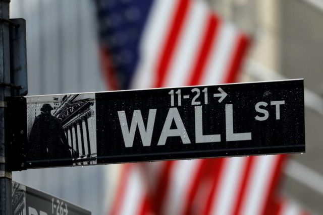 Wall St dispara com resultados fortes do Goldman Sachs