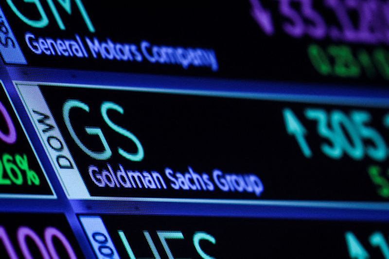Tela exibe informações de negociação do Goldman Sachs na Bolsa de Valores de Nova York