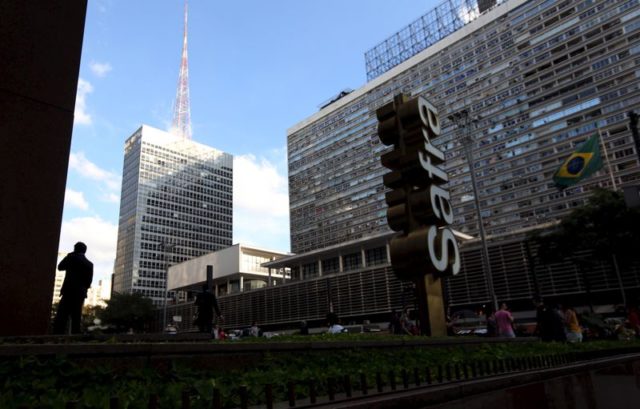 Banco Safra compra conglomerado financeiro Alfa por R$1 bi