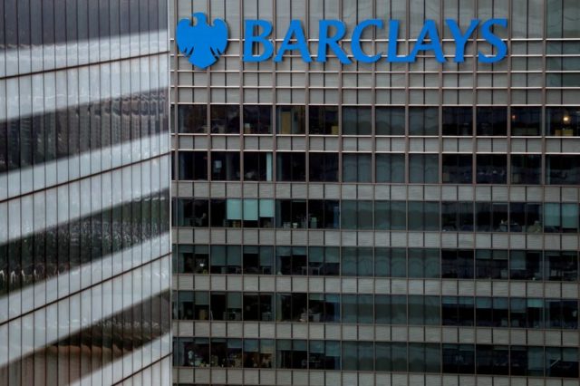 Barclays sofre perda de US$590 mi por erro em vendas