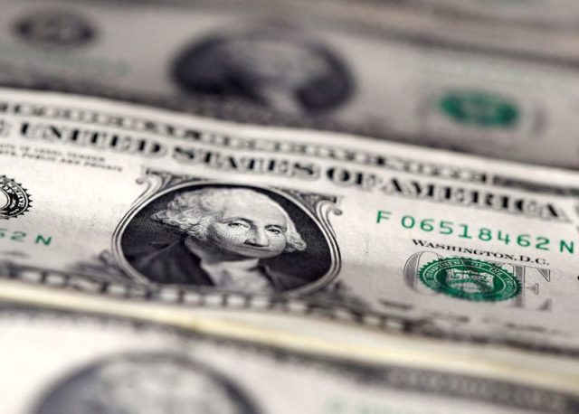 Dólar à vista fecha quase estável, a R$5,1424