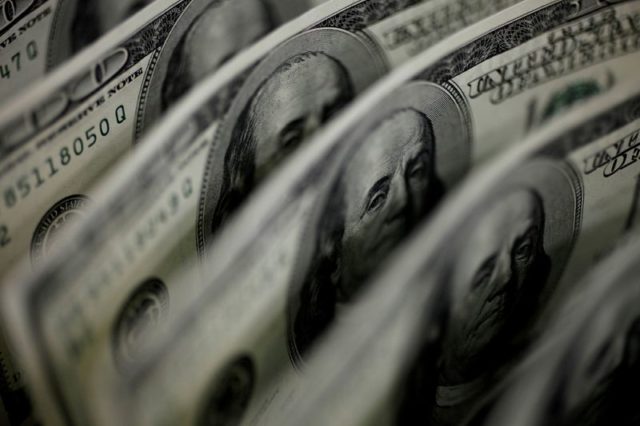 Dívida global aumenta no 1º trimestre e atinge recorde de US$ 305 tri, diz IIF