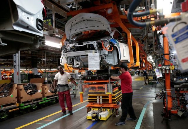 Linha de montagem da General Motors 19/03/2018 REUTERS/Rebecca Cook