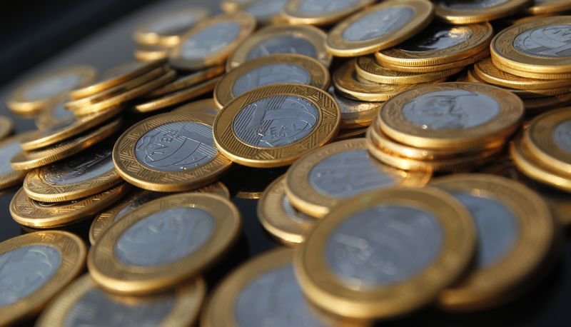 Brasil tem déficit em conta corrente de US$2,8 bi em fevereiro