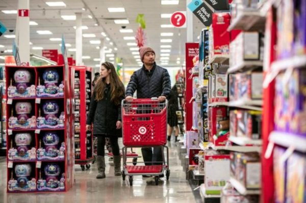 Preços ao consumidor nos EUA têm alta moderada em março